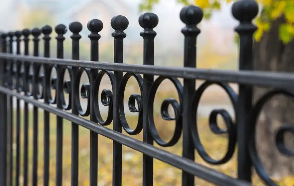 Types of Fences for Residential and Commercial Properties